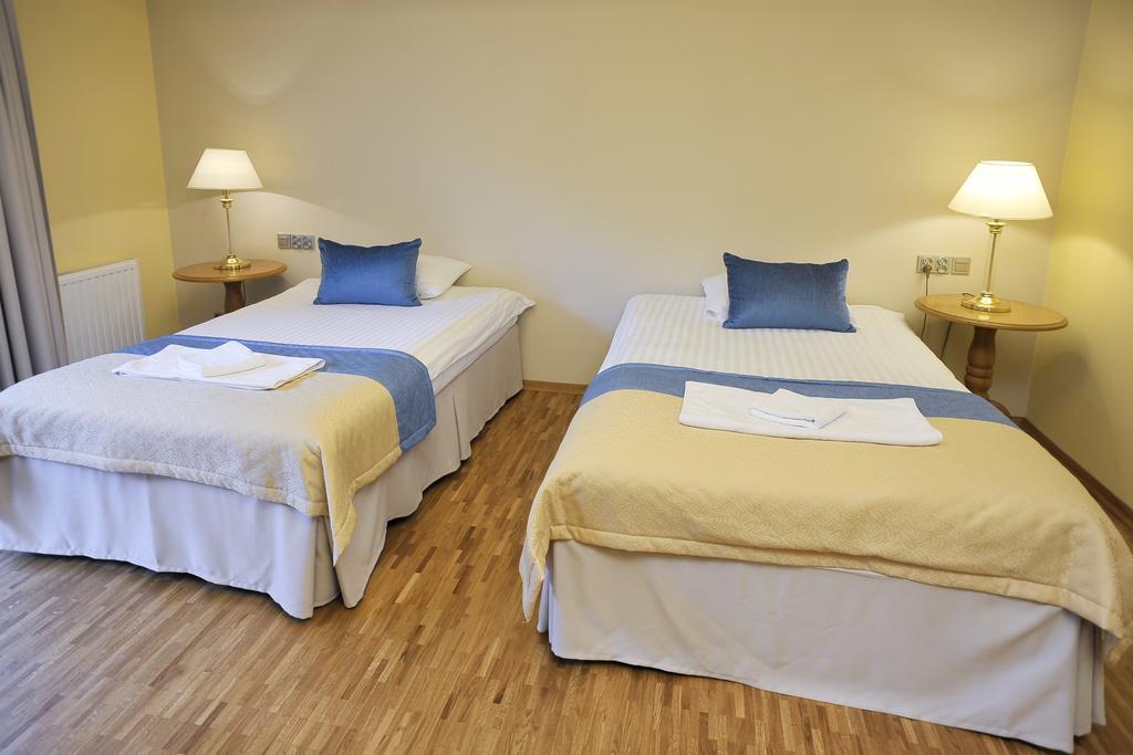 Hotel Mir-Jan Spa Ladek-Zdroj Quarto foto