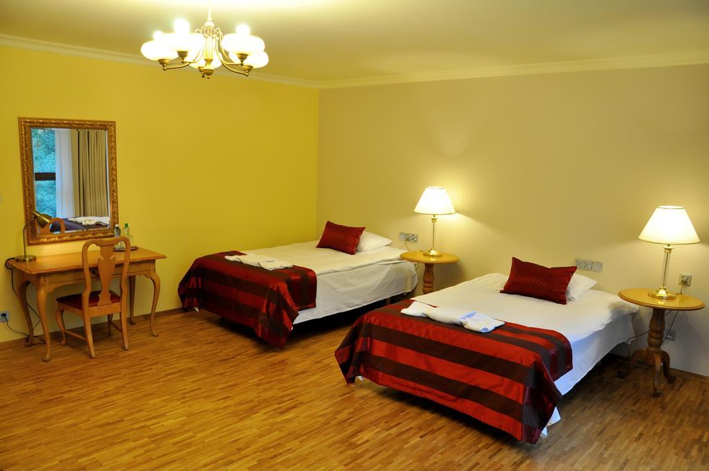 Hotel Mir-Jan Spa Ladek-Zdroj Quarto foto