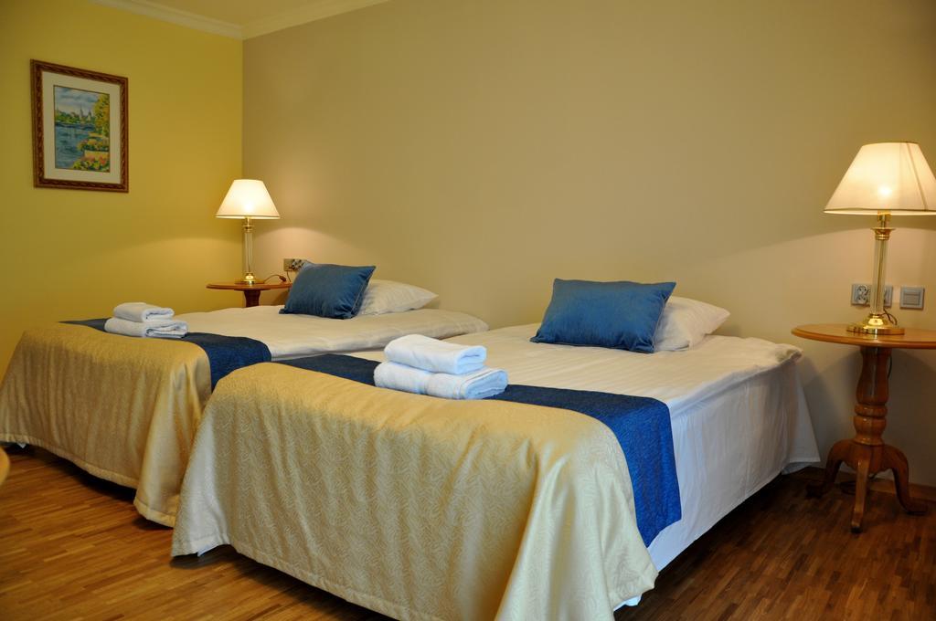 Hotel Mir-Jan Spa Ladek-Zdroj Quarto foto