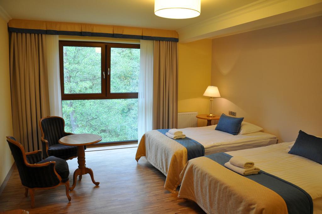 Hotel Mir-Jan Spa Ladek-Zdroj Quarto foto
